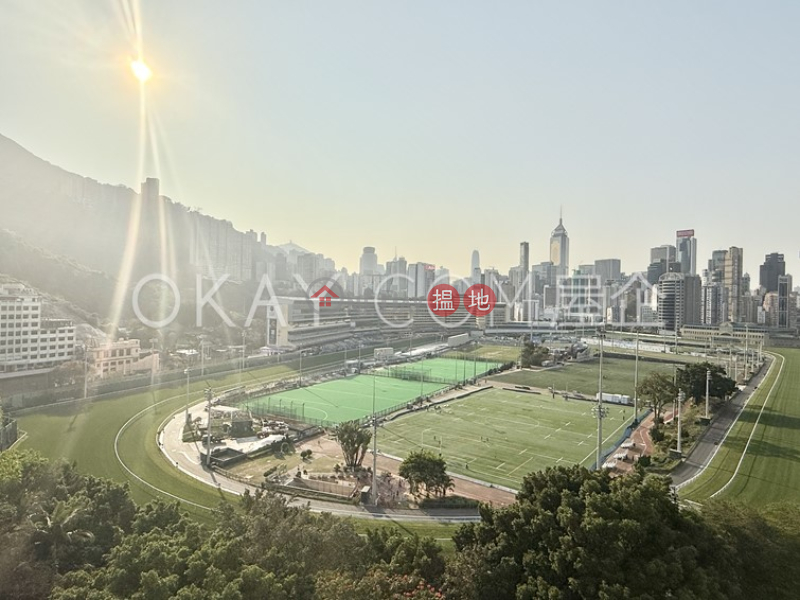 香港搵樓|租樓|二手盤|買樓| 搵地 | 住宅-出售樓盤3房2廁,實用率高,極高層,連車位雅詩大廈出售單位