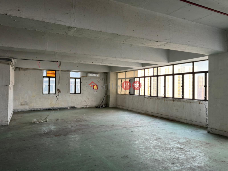 Whole floor, high ceiling, big electricity power | Tai Ping Industrial Centre 太平工業中心 Rental Listings