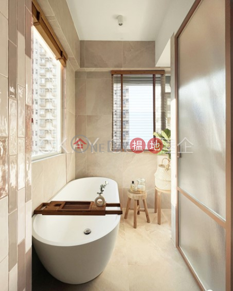 Tasteful 1 bedroom on high floor with rooftop | For Sale, 428-440 Queens Road West | Western District, Hong Kong | Sales | HK$ 7.5M