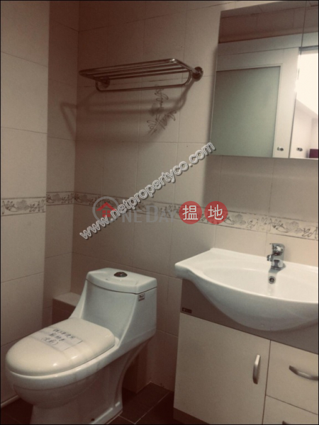 HK$ 16,800/ month Siu Yee Building, Western District Studio office/Home office in Kennedy Town