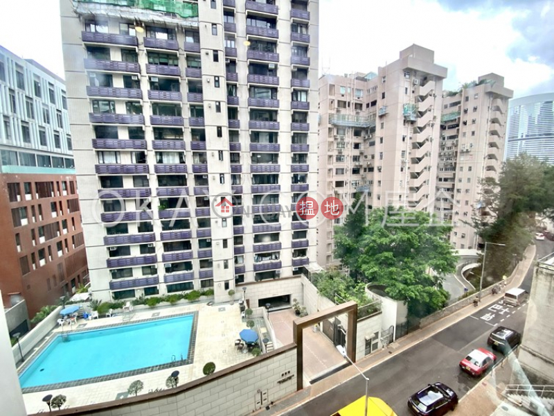 Nicely kept 2 bedroom in Mid-levels Central | Rental | Donnell Court - No.52 端納大廈 - 52號 Rental Listings