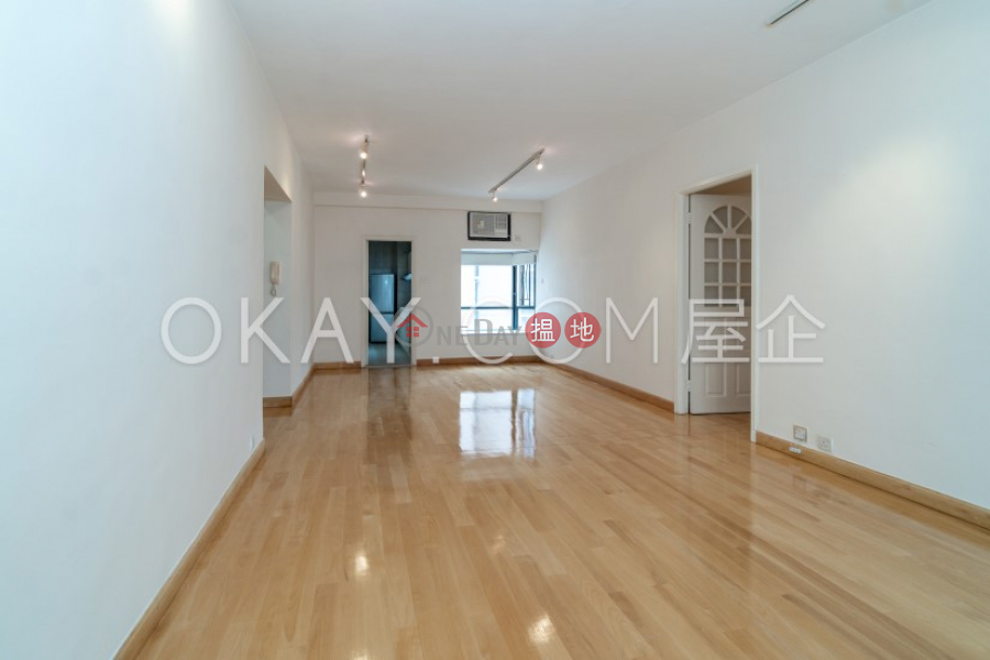 Elegant 3 bedroom on high floor with balcony & parking | Rental | Beverly Hill 比華利山 Rental Listings
