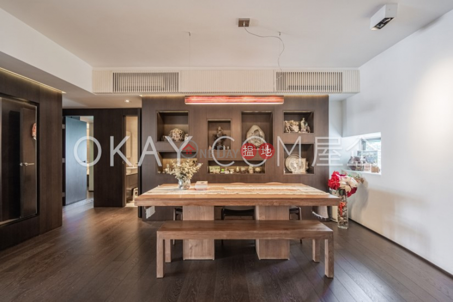 HK$ 68M Hong Villa Eastern District | Exquisite 3 bedroom with harbour views & balcony | For Sale