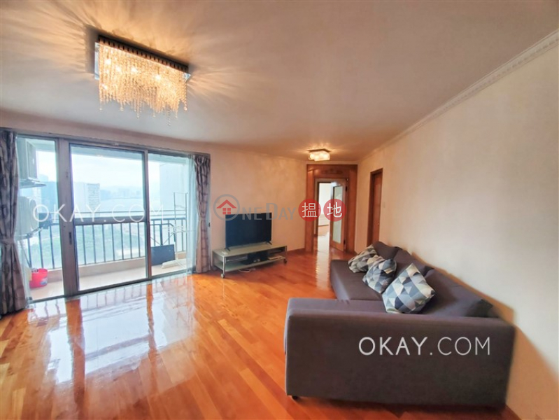 Unique 3 bedroom on high floor with sea views & balcony | Rental | (T-34) Banyan Mansion Harbour View Gardens (West) Taikoo Shing 太古城海景花園(西)翠榕閣 (34座) Rental Listings