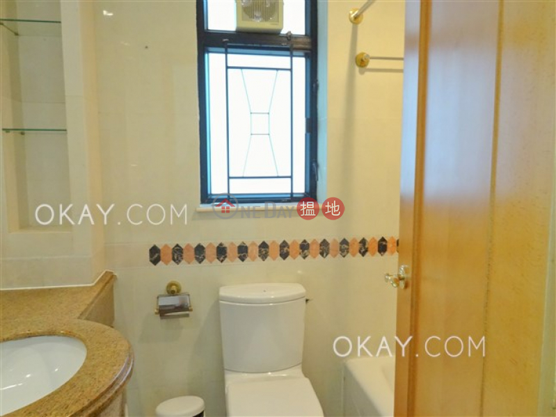 HK$ 24M | Le Sommet | Eastern District | Charming 2 bedroom in Fortress Hill | For Sale