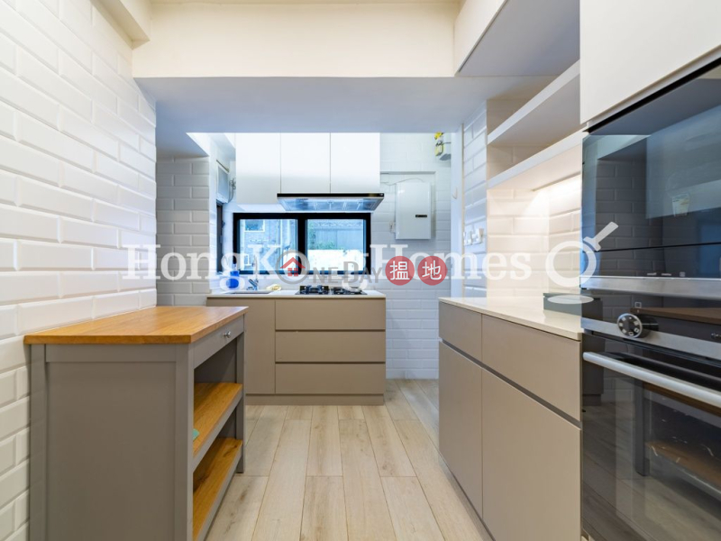 1 Bed Unit at Friendship Court | For Sale | Friendship Court 友誼大廈 Sales Listings