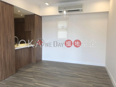 Stylish 2 bed on high floor with harbour views | Rental | Valiant Park 駿豪閣 _0