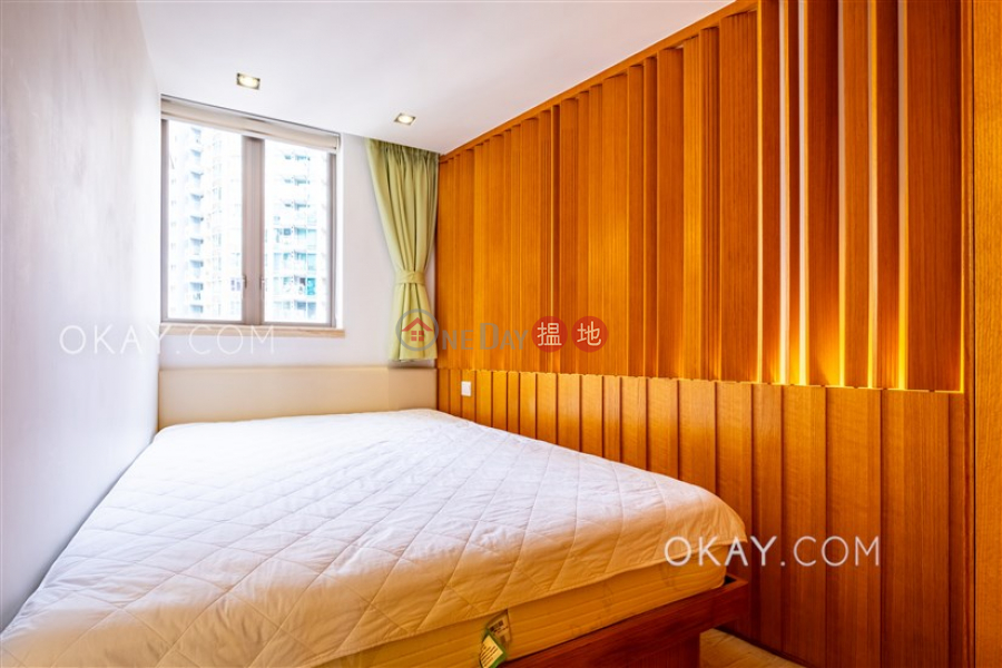 Charming 1 bedroom on high floor with balcony | Rental | GardenEast 皇后大道東222號 Rental Listings