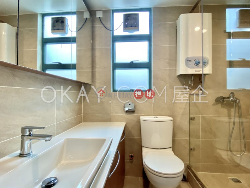HK$ 138,000/ month Horizon Crest Southern District Rare house with rooftop, terrace | Rental