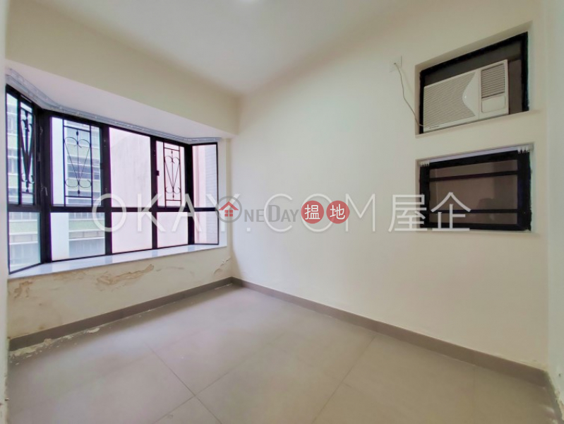 HK$ 25,000/ month | Bel Mount Garden, Central District | Popular 2 bedroom with balcony | Rental