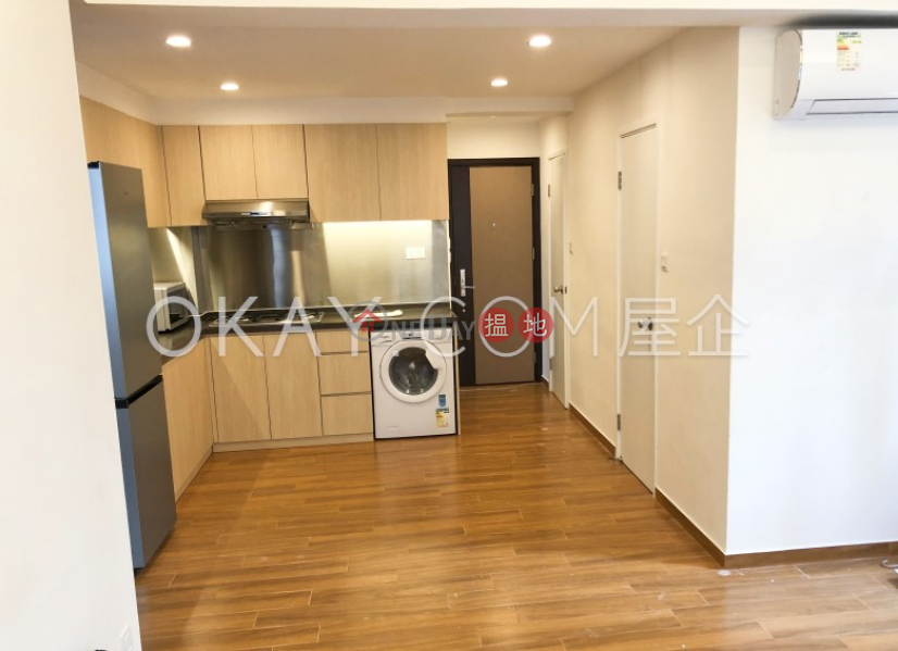 Charming 3 bedroom on high floor | For Sale | 33-35 ROBINSON ROAD 羅便臣道33-35號 Sales Listings