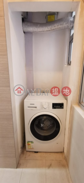 Generous 3 bedroom with balcony | For Sale | Fairview Mansion 華爾大廈 Sales Listings
