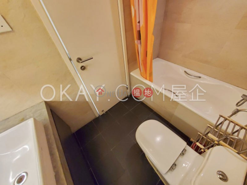 HK$ 36,800/ month Skyview Cliff | Western District, Tasteful 3 bedroom on high floor | Rental