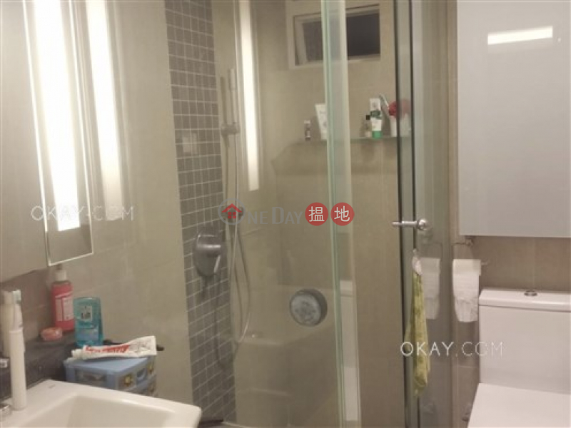 HK$ 11.3M | Robinson Crest | Western District Gorgeous 2 bedroom on high floor | For Sale