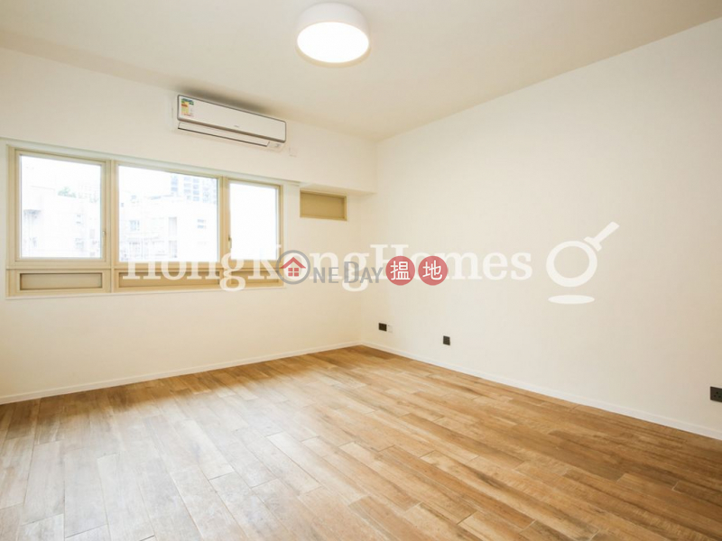 3 Bedroom Family Unit for Rent at St. Joan Court | St. Joan Court 勝宗大廈 Rental Listings