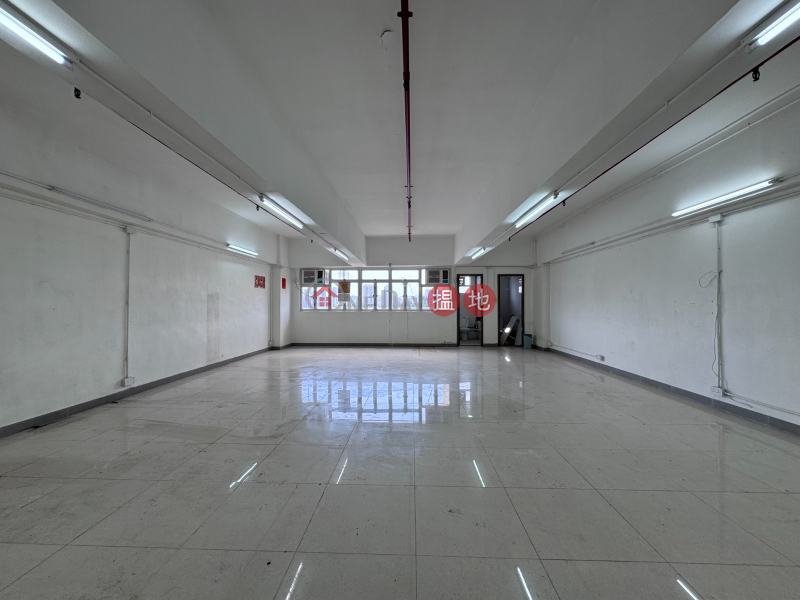 HK$ 3.1M | Golden Industrial Building, Kwai Tsing District | Neat and tidy,square and practical with a toile