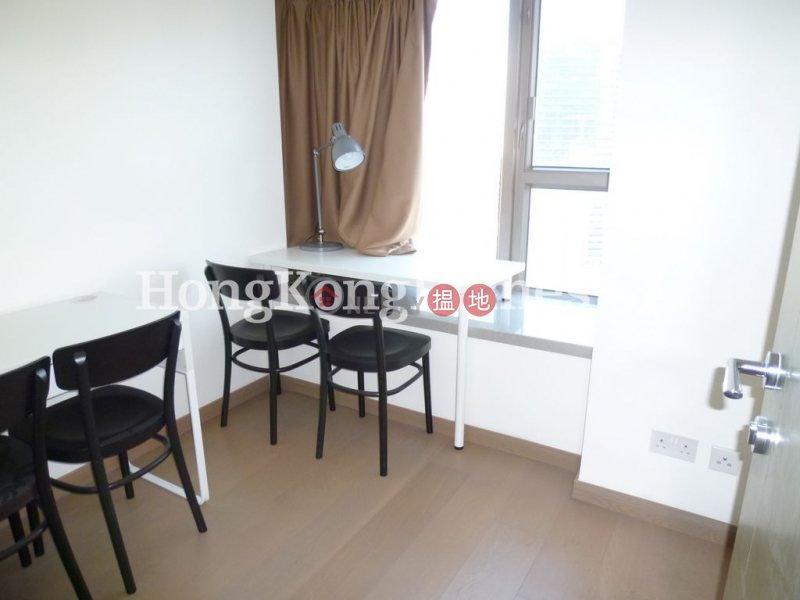 3 Bedroom Family Unit for Rent at Centre Point 72 Staunton Street | Central District | Hong Kong | Rental, HK$ 40,000/ month