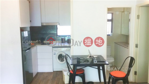 Generous 2 bedroom in Sheung Wan | For Sale | Caine Tower 景怡居 _0