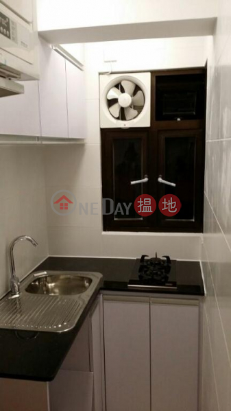 Flat for Rent in Tower 2 Hoover Towers, Wan Chai | Tower 2 Hoover Towers 海華苑2座 Rental Listings