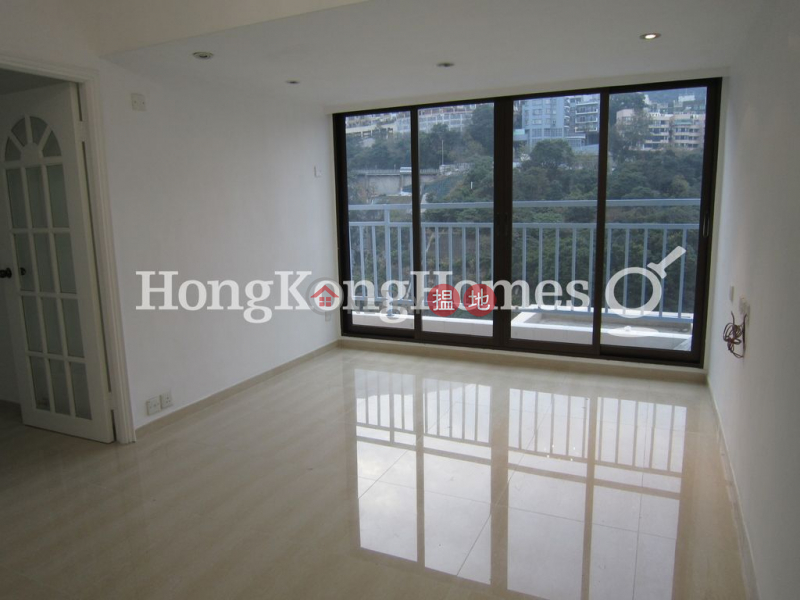 3 Bedroom Family Unit at Village Tower | For Sale | Village Tower 山村大廈 Sales Listings