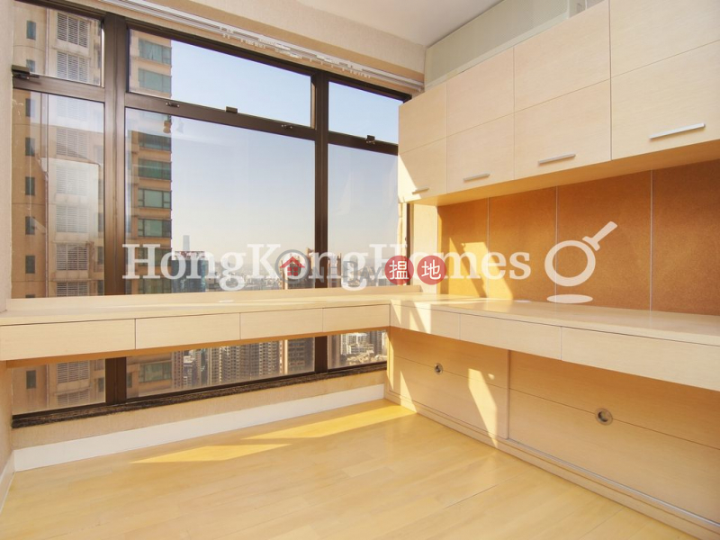 Property Search Hong Kong | OneDay | Residential | Rental Listings | 3 Bedroom Family Unit for Rent at Maiden Court