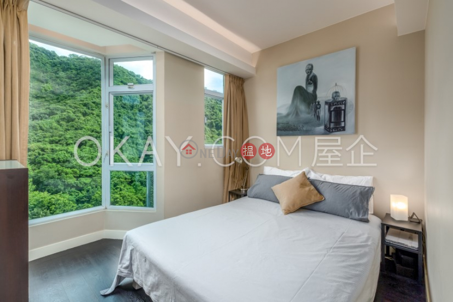 HK$ 21.8M, Regent Height | Western District, Rare 2 bedroom on high floor with rooftop | For Sale