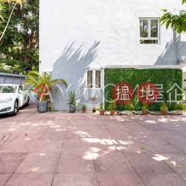 Nicely kept house with rooftop, terrace & balcony | For Sale