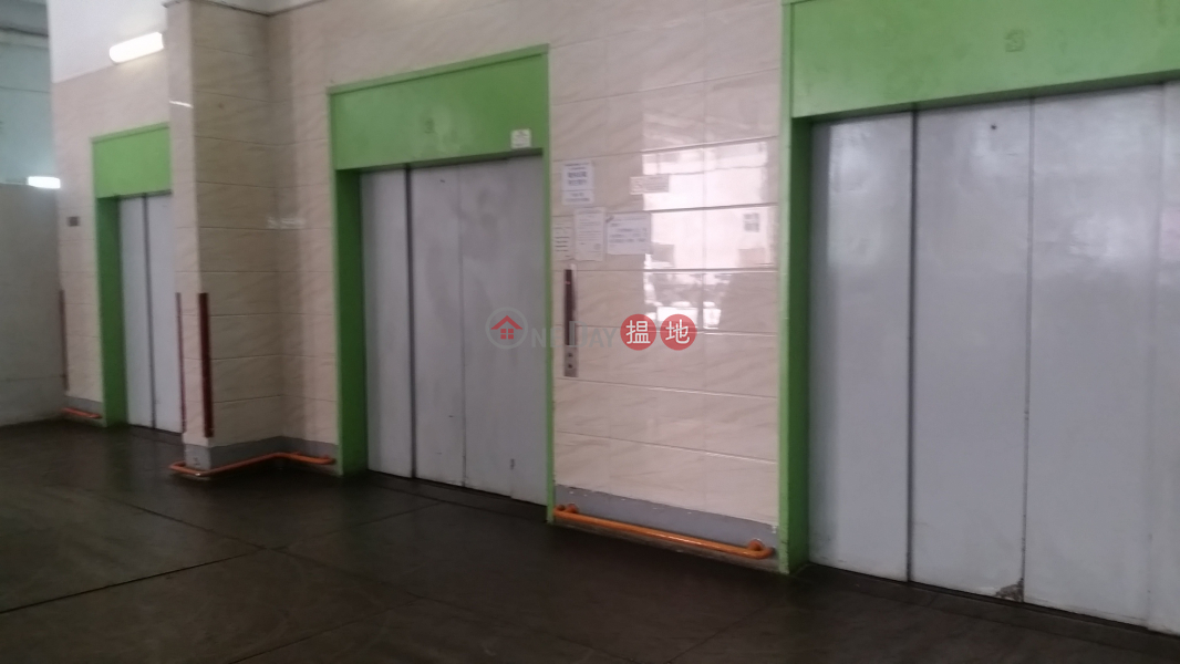 Practical warehouse, located on the street, convenient transportation, 33 Kin Wing Street | Tuen Mun, Hong Kong Rental HK$ 11,700/ month