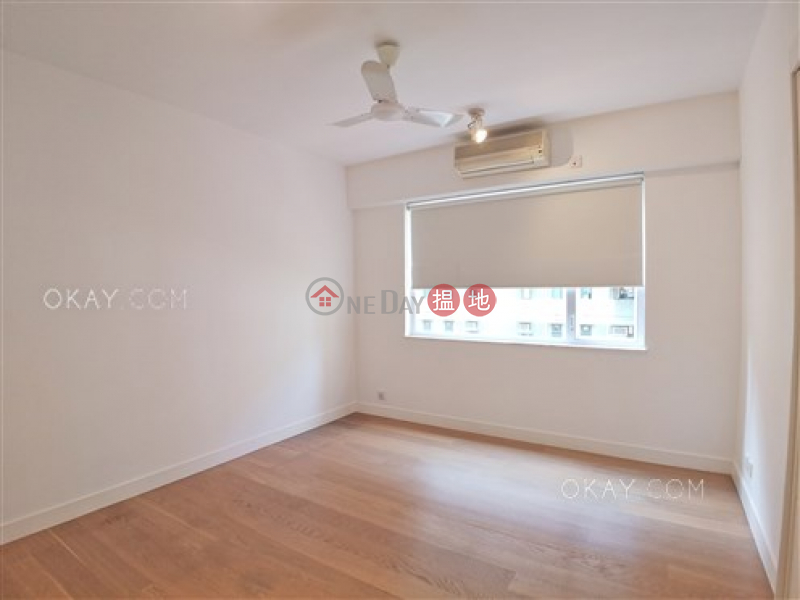 Efficient 4 bed on high floor with balcony & parking | For Sale, 8 Seymour Road | Western District Hong Kong Sales, HK$ 52.5M