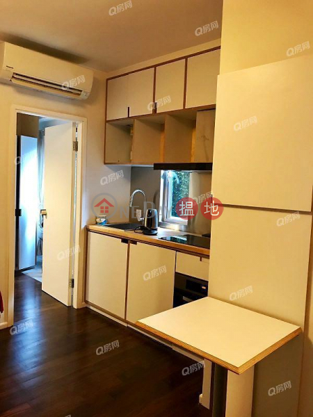 Windsor Court | 2 bedroom Low Floor Flat for Sale | Windsor Court 衛城閣 Sales Listings