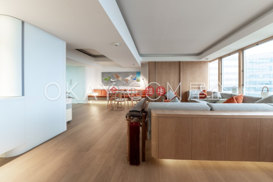 HK$ 55M, Convention Plaza Apartments Wan Chai District, Rare 2 bedroom on high floor with harbour views | For Sale