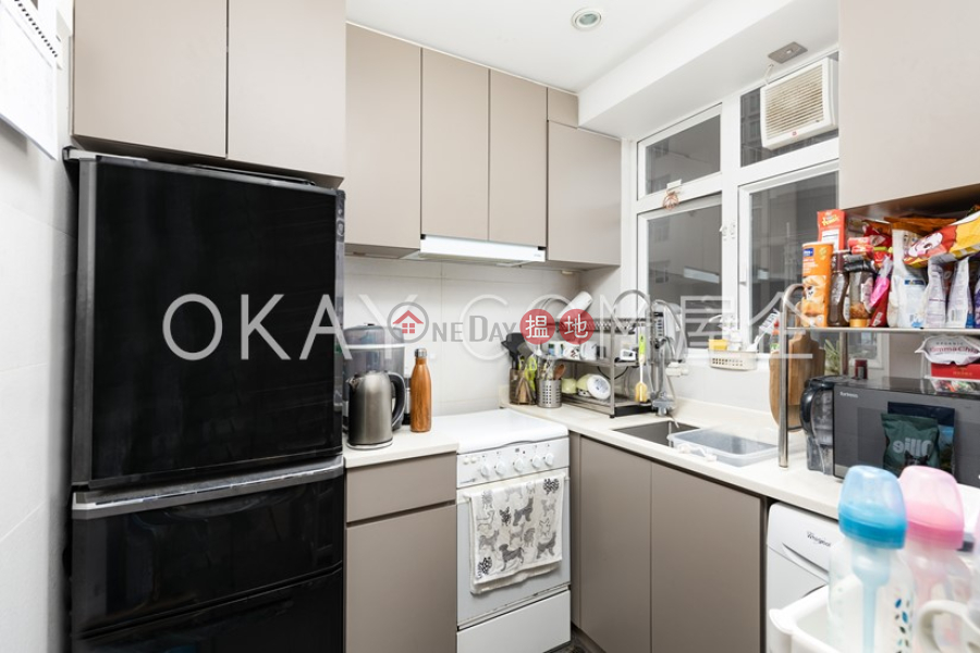 Gorgeous 3 bedroom in Mid-levels West | Rental | 17-27 Mosque Junction | Western District Hong Kong, Rental, HK$ 36,000/ month