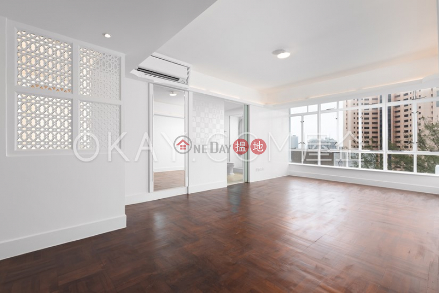 HK$ 105,000/ month, Pine Court Block A-F Central District | Efficient 4 bedroom on high floor with balcony | Rental