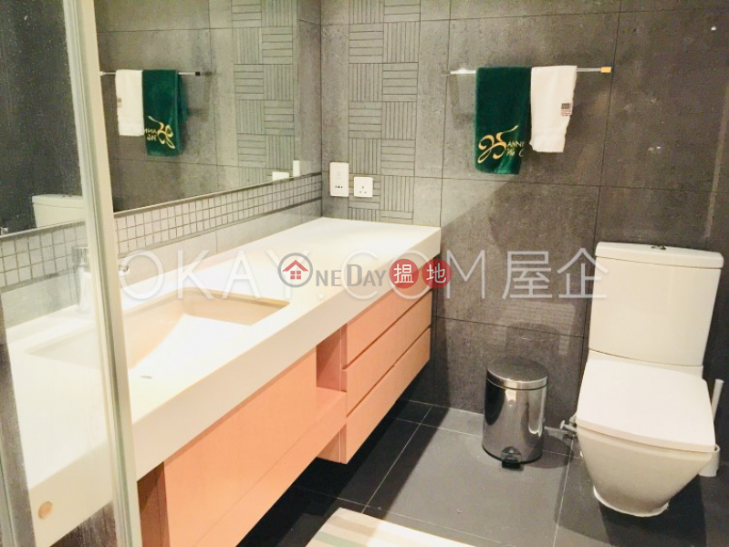 HK$ 53,000/ month Convention Plaza Apartments Wan Chai District | Stylish 2 bedroom with harbour views | Rental