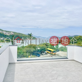 Stylish house with sea views, rooftop & balcony | Rental