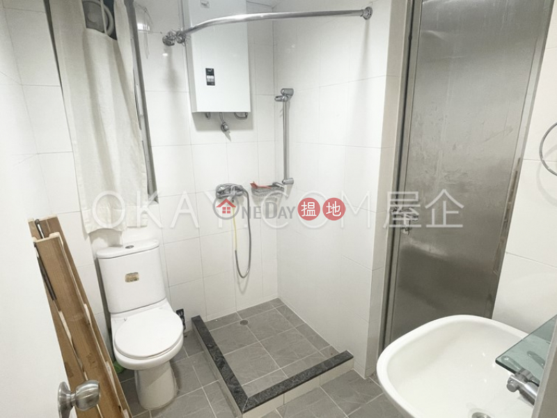 Elegant 2 bedroom with terrace | Rental 129-133 Caine Road | Central District, Hong Kong Rental, HK$ 27,000/ month