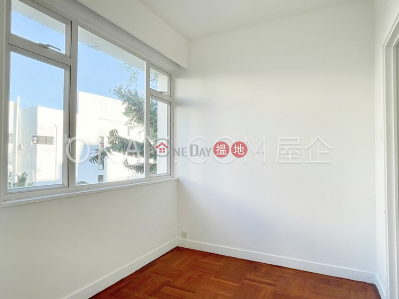 HK$ 88,000/ month Villa Martini Block 2, Southern District Lovely 3 bedroom with balcony & parking | Rental