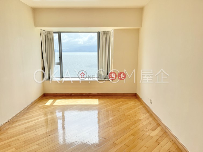 HK$ 65,000/ month | Phase 2 South Tower Residence Bel-Air Southern District | Lovely 3 bedroom with balcony & parking | Rental