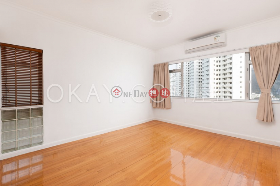 Efficient 3 bedroom with sea views, balcony | For Sale | Repulse Bay Garden 淺水灣麗景園 Sales Listings