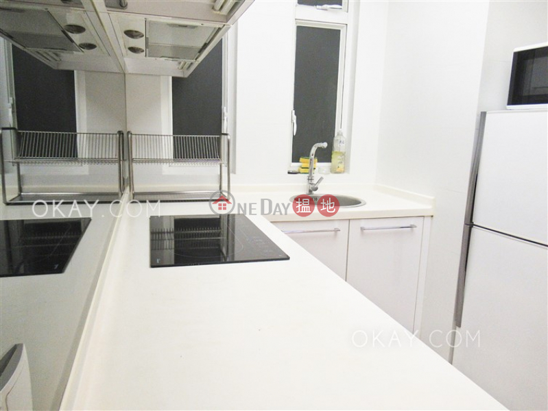 HK$ 8M, Po Hing Mansion, Central District Popular 1 bedroom in Sheung Wan | For Sale