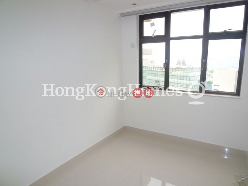 3 Bedroom Family Unit for Rent at Block 16-18 Baguio Villa, President Tower 550-555 Victoria Road | Western District Hong Kong Rental, HK$ 55,000/ month