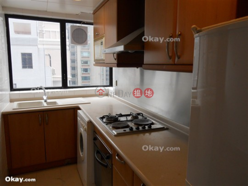 HK$ 44,000/ month 62B Robinson Road Western District | Stylish 3 bedroom on high floor | Rental