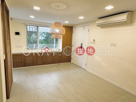 Lovely house with rooftop, balcony | For Sale | Pak Shek Terrace 白石臺 _0