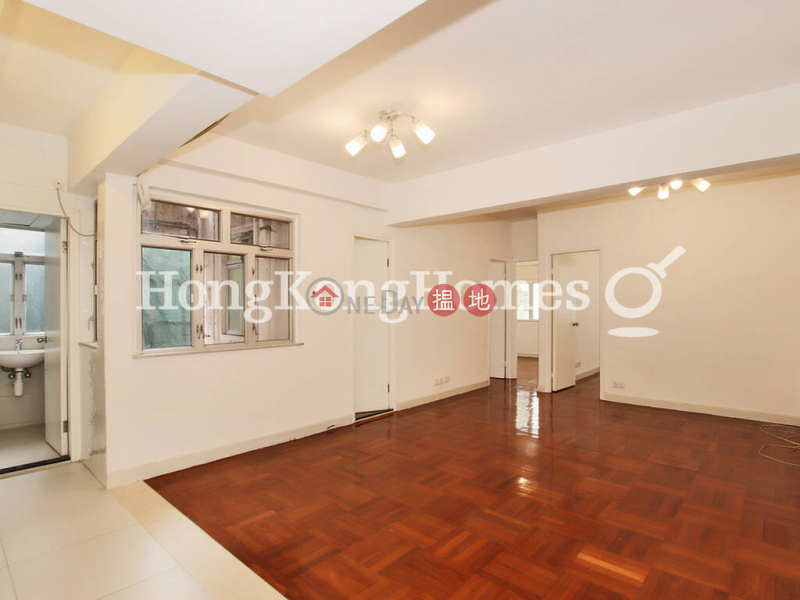 3 Bedroom Family Unit for Rent at Tai Shing Building | Tai Shing Building 大成大廈 Rental Listings