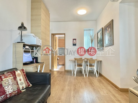 Elegant 3 bedroom with balcony | Rental, York Place York Place | Wan Chai District (OKAY-R73249)_0