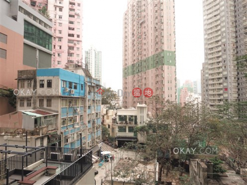 Rare 2 bedroom with balcony | Rental, Centre Point 尚賢居 Rental Listings | Central District (OKAY-R80799)