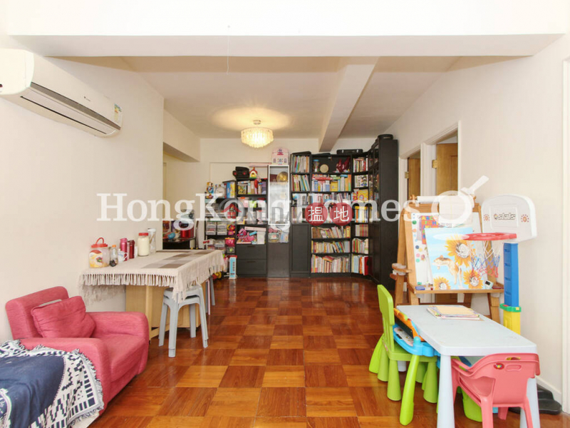 Property Search Hong Kong | OneDay | Residential Rental Listings, 3 Bedroom Family Unit for Rent at Wah Chi Mansion