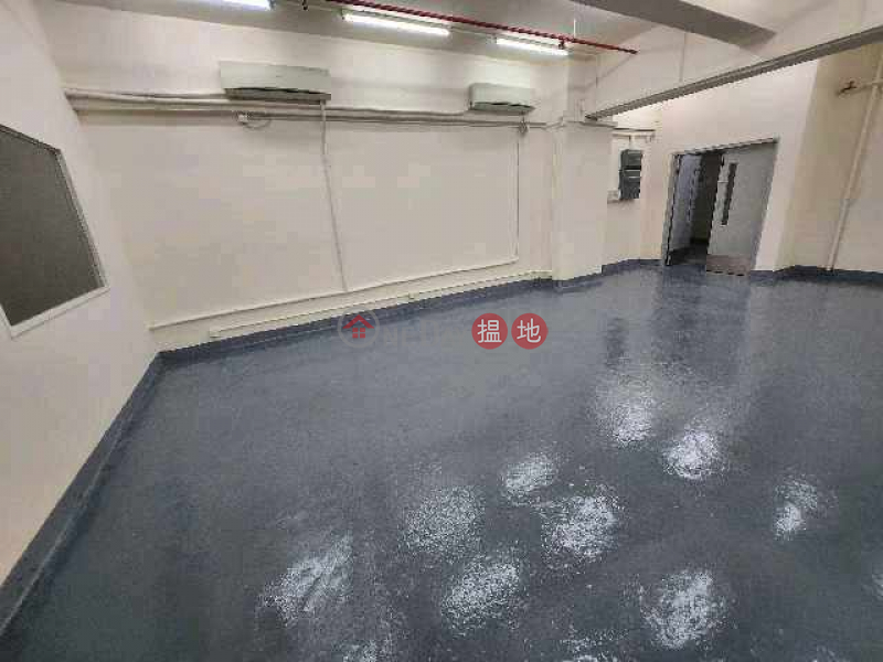1 bedroom is beautifully decorated, the floor has been painted, you can see it when you have the key ~ please wp 54076863cathy Leung | Hang Wai Industrial Centre 恆威工業中心 Rental Listings
