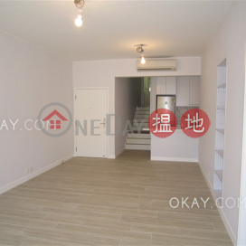 Rare 3 bedroom with terrace & balcony | Rental | Phase 1 Beach Village, 27 Seabird Lane 碧濤1期海燕徑27號 _0