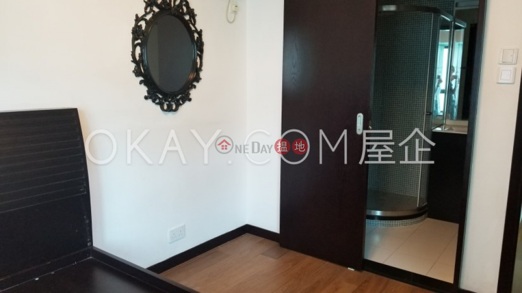 HK$ 26,800/ month, Serene Court, Western District Unique 3 bedroom on high floor with harbour views | Rental